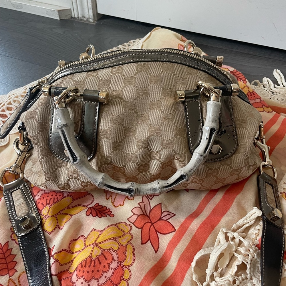 Authentic GUCCI Brown GG Monogram Shoulder Crossbody Bag - Picture 15 of 17